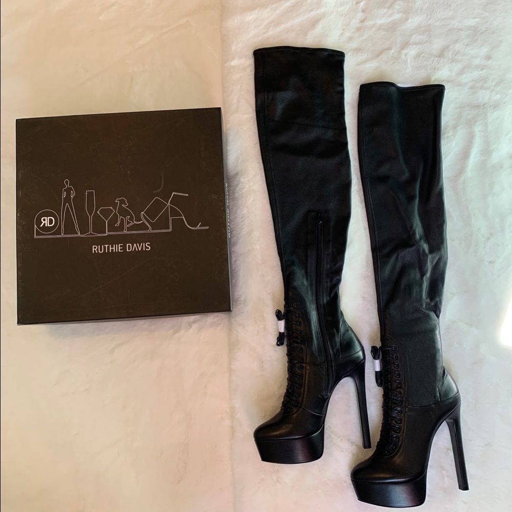Black Leather Thigh High Stiletto Boots By Ruthie Davis - Picture 4 of 8